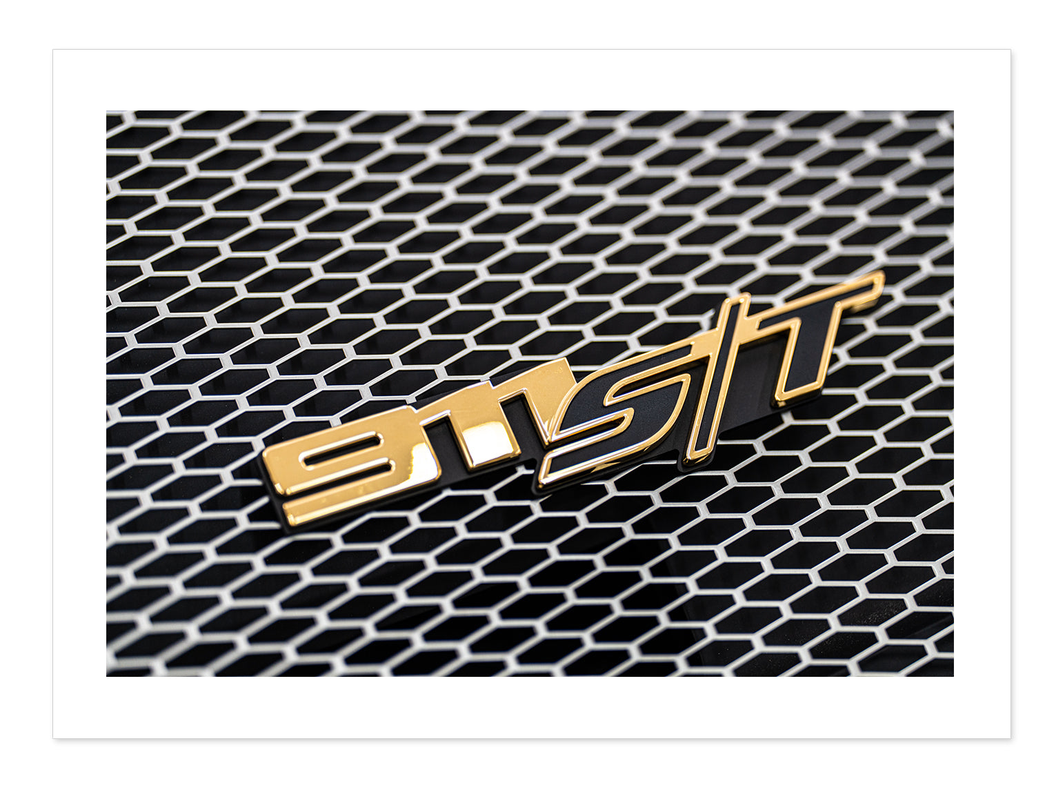 911 S/T Badge